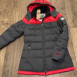 Coat is Steel Gray & Swiss Red with Alpine stitching.